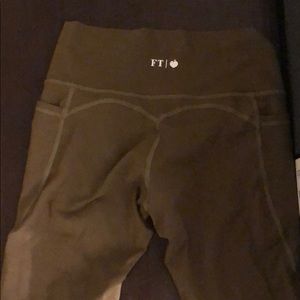 For The Peach Olive Leggings